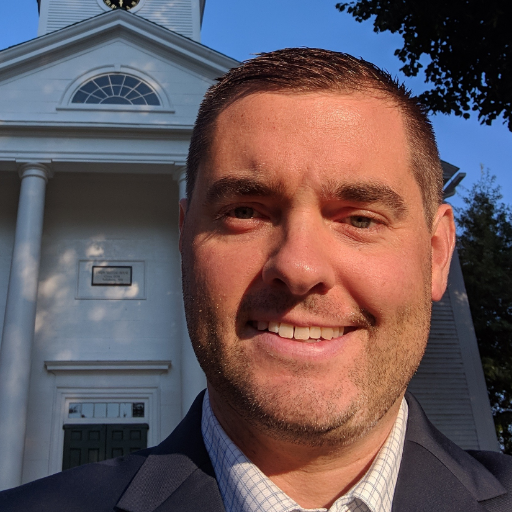 revtracy_'s profile picture. Following of Jesus, Husband of 1, Father of 4, Pastor of many, fan of Seattle sports.