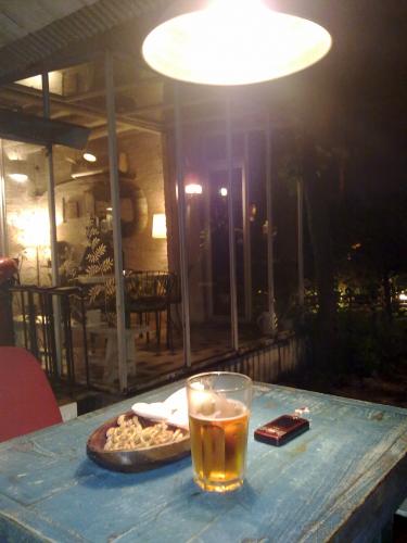 jungnyum's profile picture. 시간을 가장 허투루쓰는 이가 가장 먼저 그 시간의 짧음을 한탄한다.