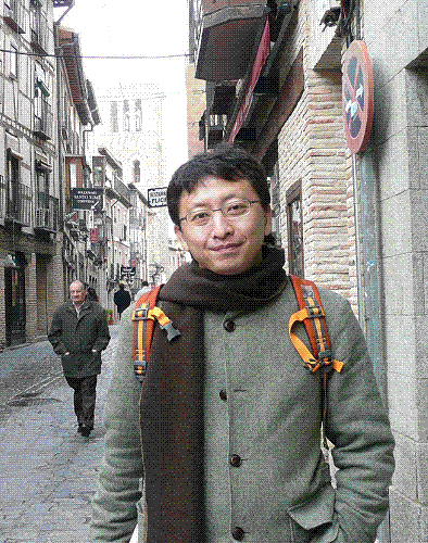 思想史家。放浪癖のあるマニエリスム研究者。フィールドは東アジアとヨーロッパ。韓国在住で、最近はベトナムとポーランドに入れ込む。
音楽と美術、アート全般を連動させる精神史を研究。東アジアのマニエリスムで綴った『中華と綺想』を工作舎より出版予定。
ここではクラシックの一言が多いかも。