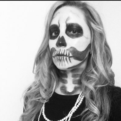 laurrsteww's profile picture. Eh.