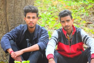 #हँसाना जानता हूं ,😌
FolloW Me I will Follow ẞacK
