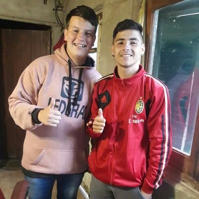 Excursionistas🇳🇬
Tiki-Taka 🏆⚽🇲🇬