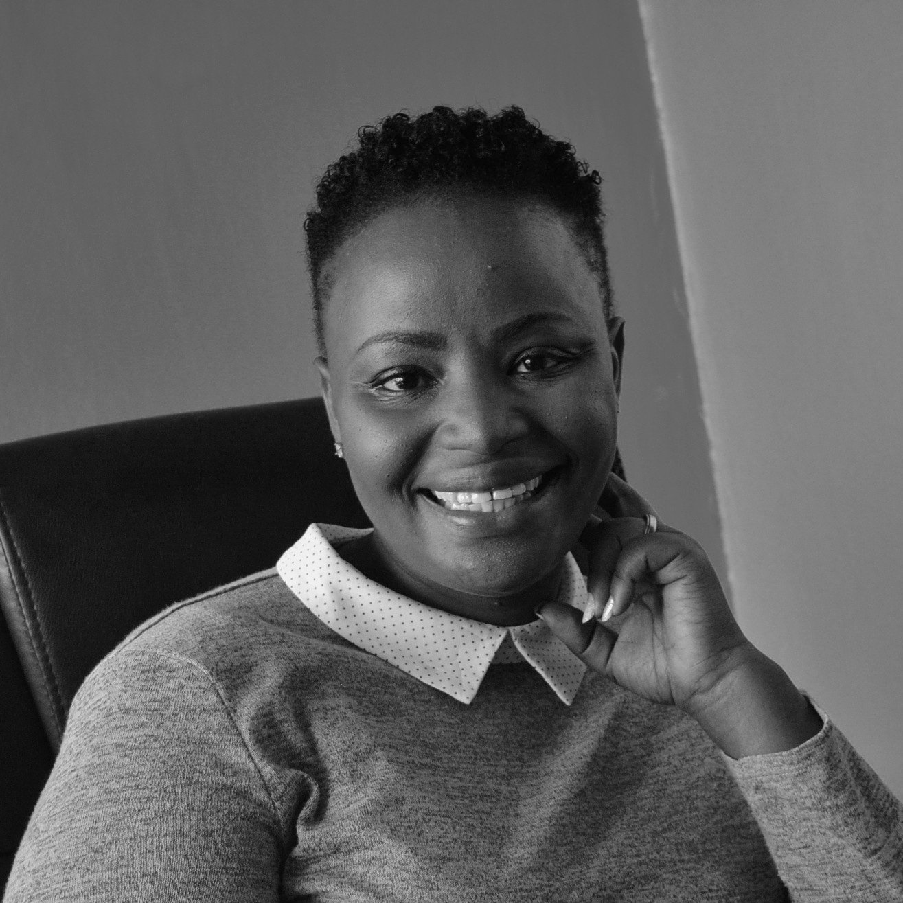 NjeriKihangah's profile picture. 🗞Award-winning journalist; thinker
💡Communication strategist
🔭Founder, @MentorMeKe, a work readiness program for 👩🏽‍🎓👨🏽‍🎓