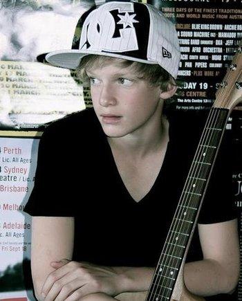 fan club dedicado ao nosso querido cody sinpson 
te amamos muito 
dona:@neveslais97
22/08/10