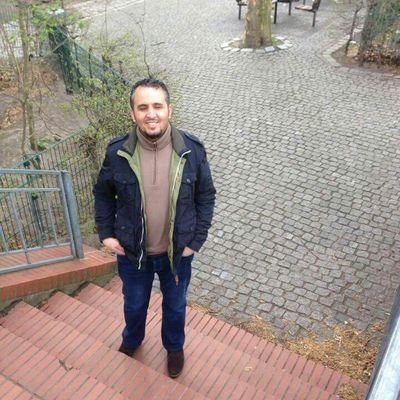 الرياضات المال والأعمال كرة القدم الأخبار الصحفيون والنقّاد المنظّمات غير الربحيّة الحكومة والسياسة إنساني