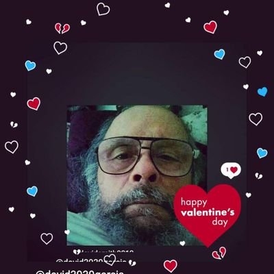 Enjoy Social Media and Love Women