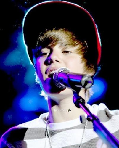FCBR WE ♥ JUSTIN BIEBER!
