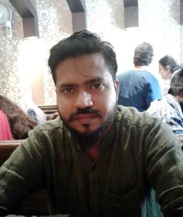 shadzone2002's profile picture. Sarapa raaz hun mein kisse batau'n kon hun kya hun... 
Samajhta hun magar duniya ko smjhaana nahi ata....!!!