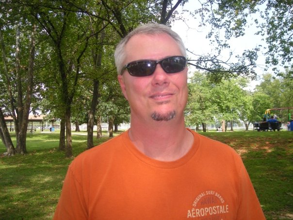 jonniemac's profile picture. Just an average guy with an extraordinary family.