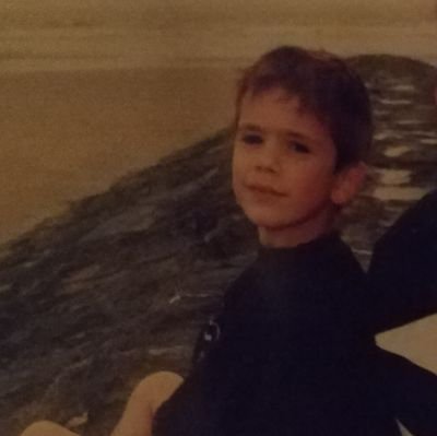 Fan de sports (foot, tennis,...), sportif (running) et épicurien. Mes tweets ne sont engageants que pour ceux qui adhèrent au second degré