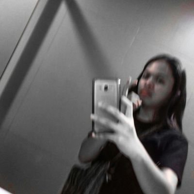 elaiza_ria's profile picture. iamthepotatohead