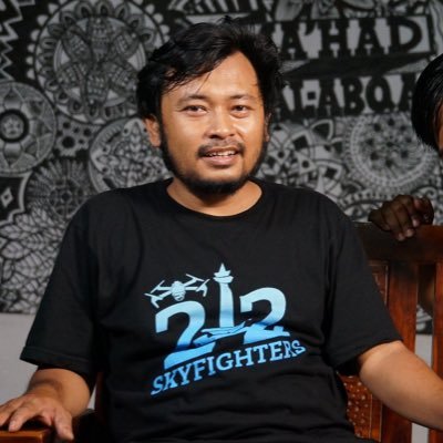 Aktifis Islam | Lecture | Teacher | Videografer | Fotografer | Konsultant Multimedia | Sketsamultimedia
