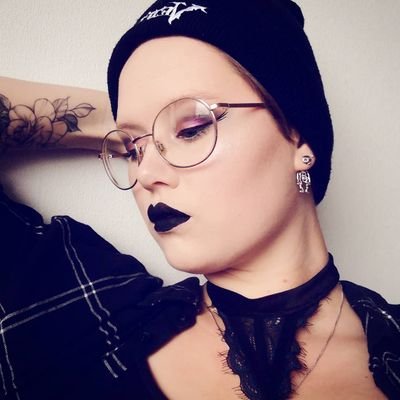 shortiemajority's profile picture. Here to spread positive vibes 🌸✌️🌸