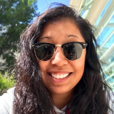 AngelaCabrales4's profile picture.
