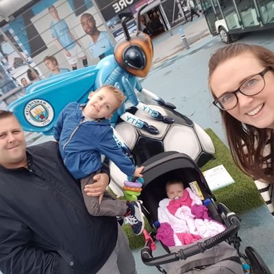 CarolineFogg's profile picture. Mum of 2 beautiful beautiful babes 💙❤and 2 gorgeous pooches 🐶🐶 xx
https://t.co/7kzbHmvM0c