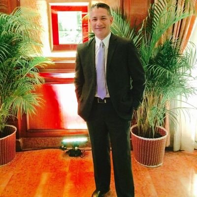 Padre de 2, esposo de una mujer maravillosa.