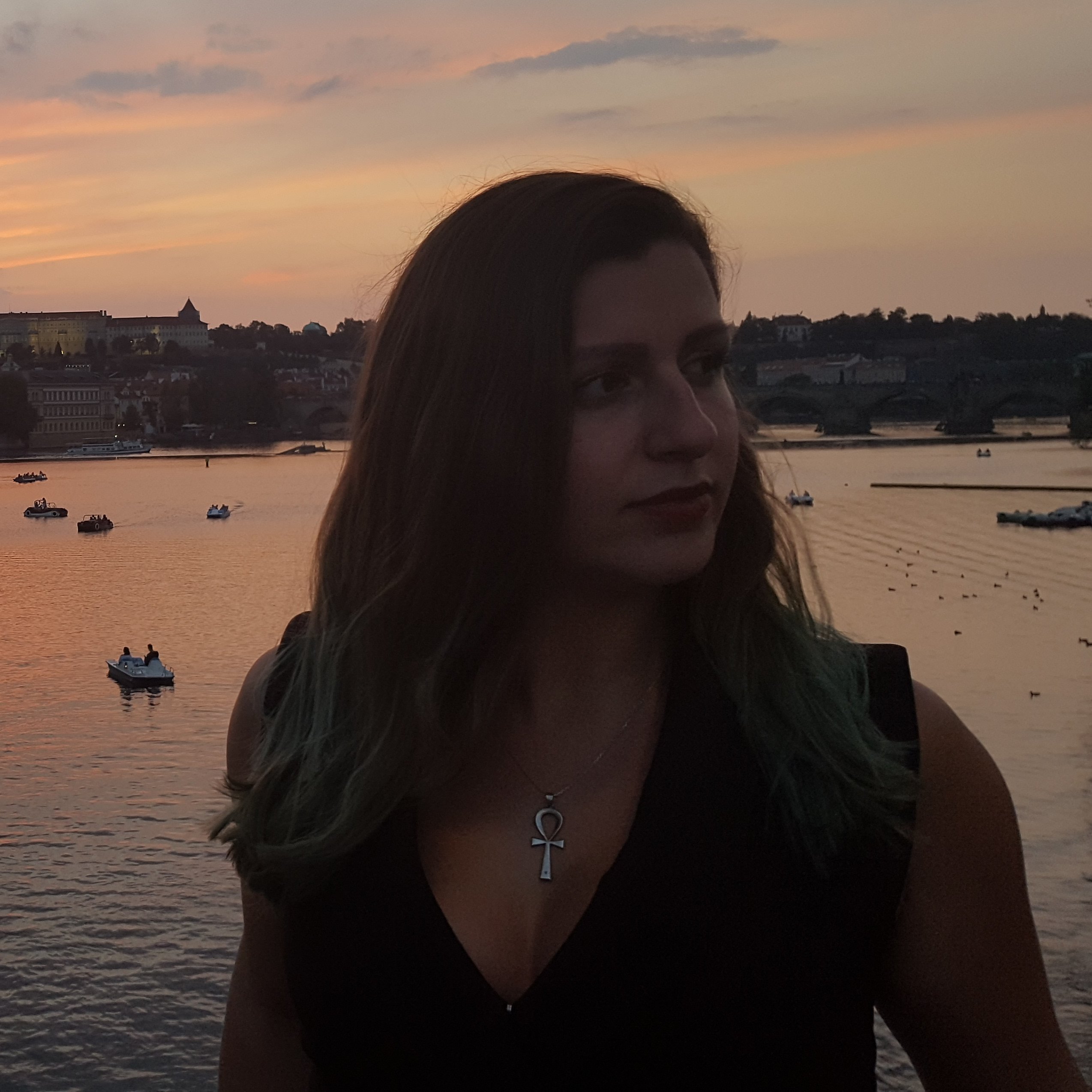 TashaLucyHall's profile picture. French and German Grad, Uni of Nottingham. Dancer. Yorkshire lass