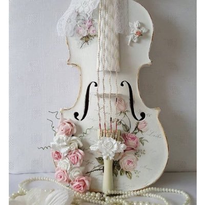 thoughts2518's profile picture. Just be you