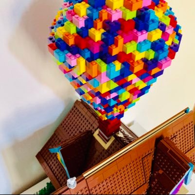 Veronic99217481's profile picture. Our UP HOUSE is on Lego Ideas! https://t.co/heOOylPm1h