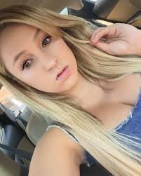 I am Just a simple girl that love chating with friends and lovers