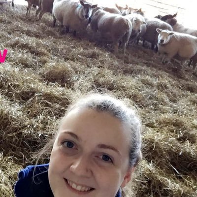 Niamh_Woods_'s profile picture. 📍East Donegal Farmer 👩🏼‍🌾🐮🐑🌾🥔
