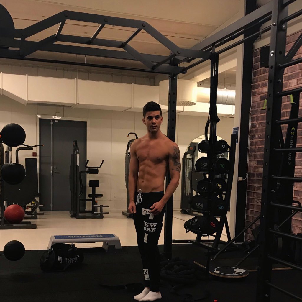 Real_jHH's profile picture. Currently Free Agent. Global Loot League PreSeason🥉