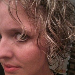 Costner75's profile picture. one cool chic.