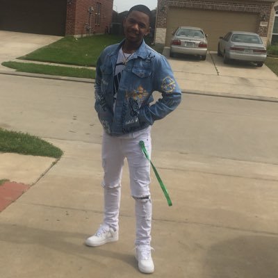 SC/jttrill 💸🏦money only thing on my https://t.co/ytFdY90Okk