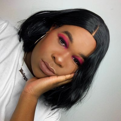 17 year old wanna be Mua🌈 Instagram,Snapchat- teddythedoll🥡