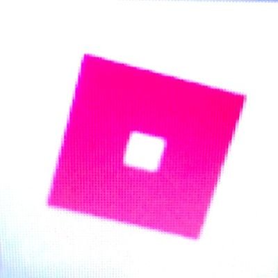 pxTepltjldOxEz7's profile picture. люблю играть в игру роблокс.