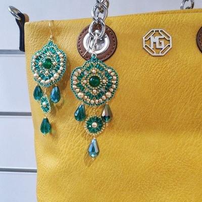 Creativa con la passione per le perline!
❤️Realizzo gioielli fatti a mano ❤️