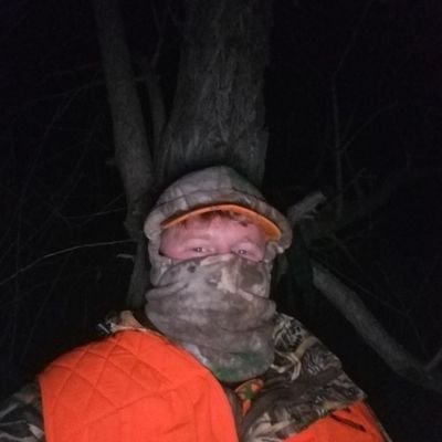 crazycoop323's profile picture. Be nice I'm Artistic.