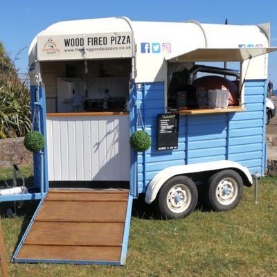 Authentic Neapolitan-style pizzas, hand-crafted & lovingly prepared in our mobile wood-fired oven. Why not hire us for your special event?