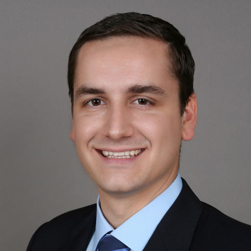 Agent spécialisé dans l’immobilier commercial aux Etats-Unis chez Marcus & Millichap première agence nationale.
