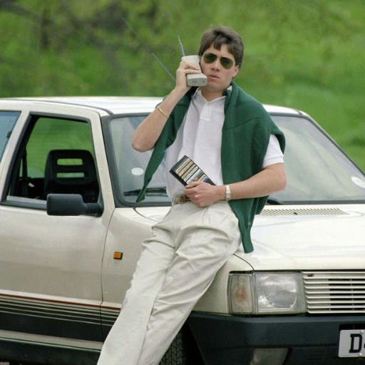 JennySparklez's profile picture. Stockbroker turned “car builder”