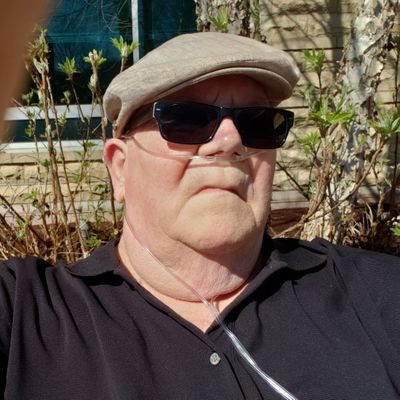 halwoodhw1's profile picture. #MAGA  #CONSERVATIVE 
2ND Amendment Defender #BuiltTheDamWall with a beautiful door 


         #SupportBorderAgents