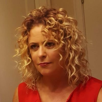 sarahusher1066's profile picture. 