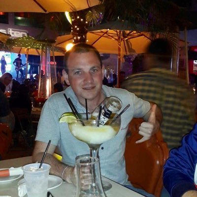 gabrielangio's profile picture. Ingeniero - Pasaporte al día - Especialista en desarmar cosas - Cuervo desde la cuna