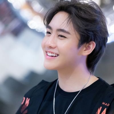 cherot17's profile picture. 