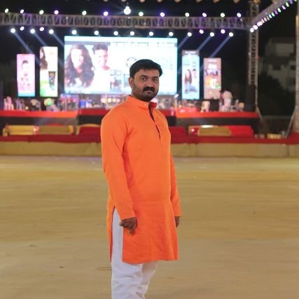 HitlarRokad's profile picture. politicians