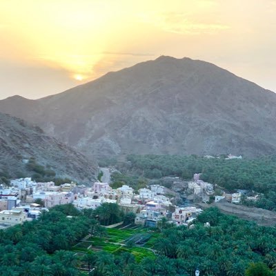 #Oman #MiddleEastPolitics. passionate about people & organization behavior/ love Theatre, Football & RealMadrid.