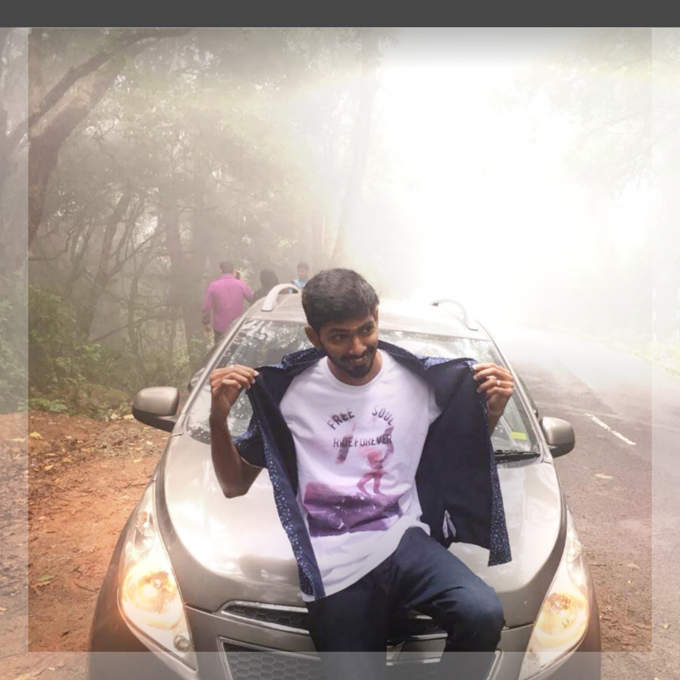 ls_lakshmanan's profile picture. Cheakkalai Lakshmanan
Raja @ Lakshmanan
Wish me on 12 Aug...
HRians.. CSKian..
My Dream... My Life.. My Way...