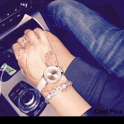 AishaShahShah's profile picture. 