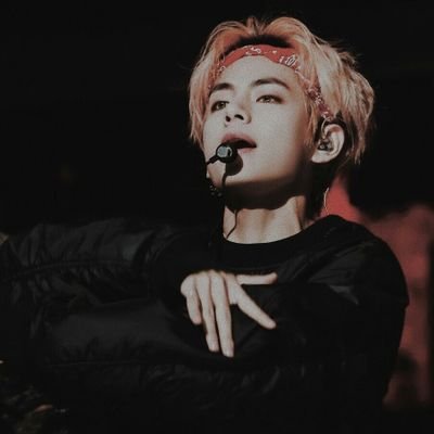 heartthrobbrat's profile picture. (!!!) worldwide smoothest brat in love with seven (7) angels aka bangtan,,