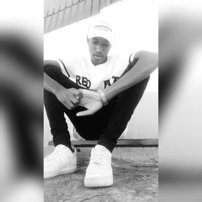 theebrother's profile picture. tshampi di tshampi
like 2 have fun
lets chase cash 
trade💹