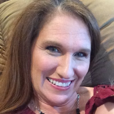 lholt16's profile picture. 