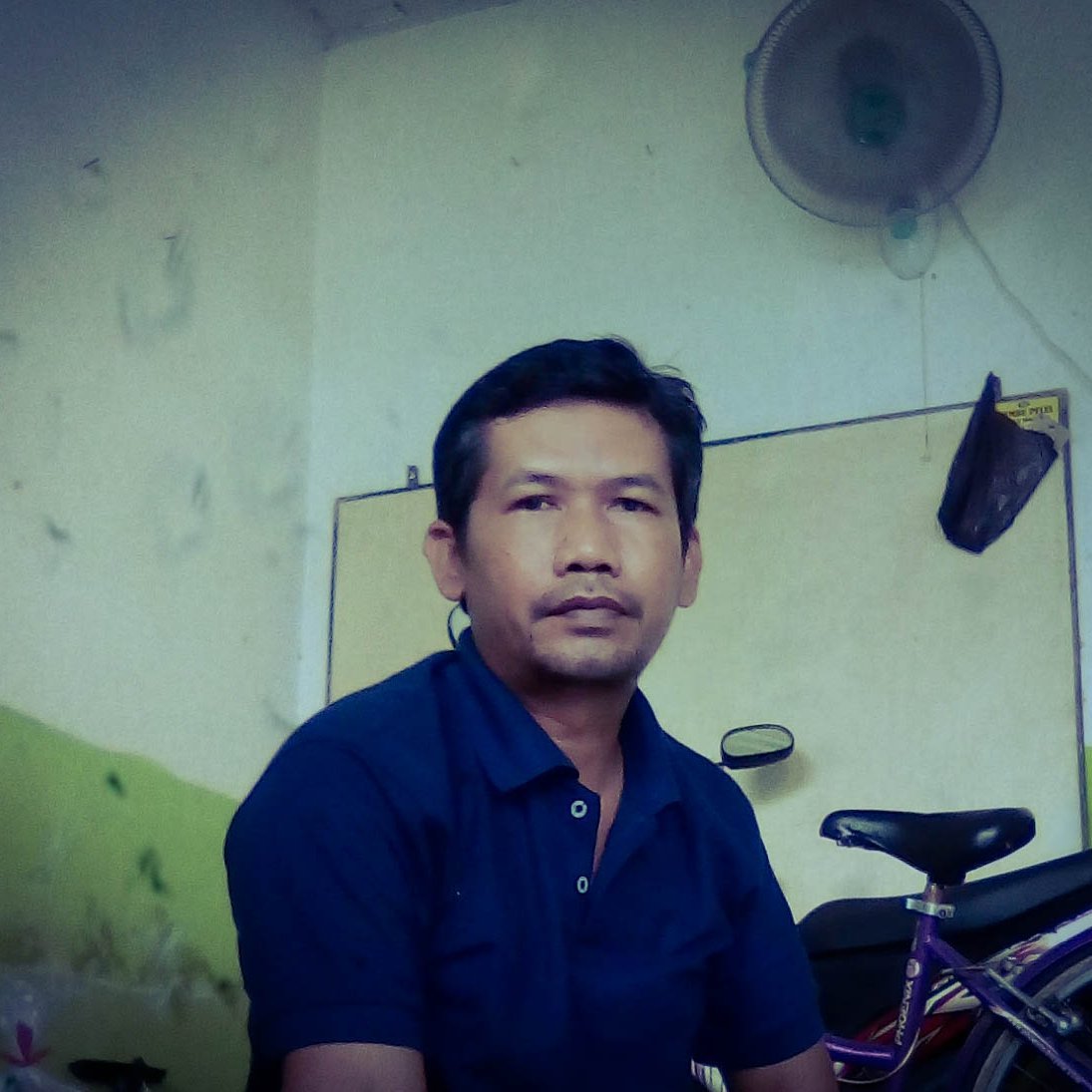 cakrul088's profile picture. 