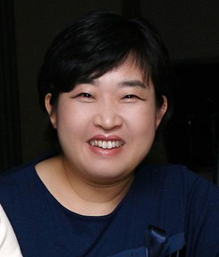 F&B 컨설팅을 하고 있습니다. 헹...그게 뭐하는 거냐고요? 물병자리, O형, 사바나형 독서취향...