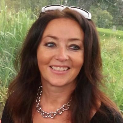 AnnaStyles37's profile picture. 