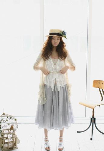 leenasexy21's profile picture. My name is Leena Jeff, I graduated in business administration from Thamasat university